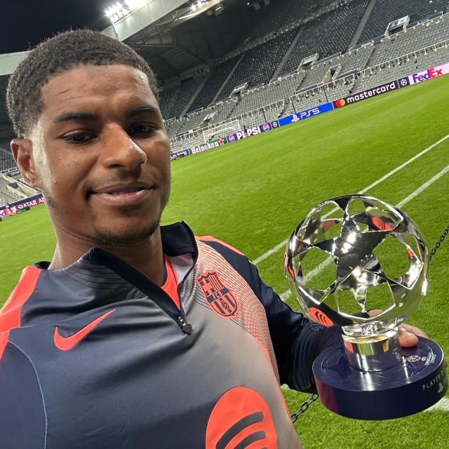 1758248540366024882.jpg G1KQfu7XwAAVsE9.jpg